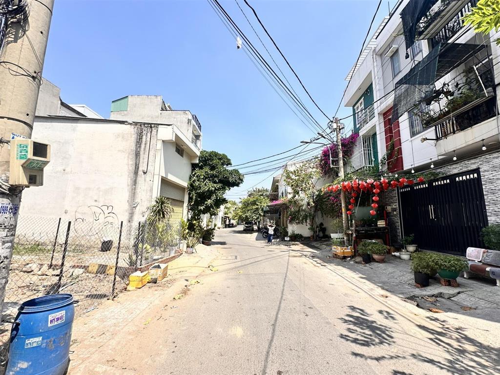 Gấp bán nhà 1 trệt 2 lầu ,nhánh 8m đường tam bình,tp.thủ đức , 51m2 sử dụng sàn 150m2 giá 6.5 tỷ