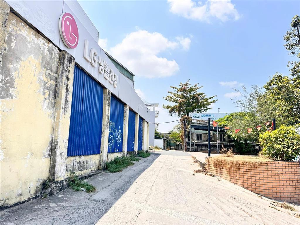 Gấp bán lô đất sát đường phạm văn đồng, p. linh tây ,tp.thủ đức 64m2 sổ riênggiấy phép 4 tầng