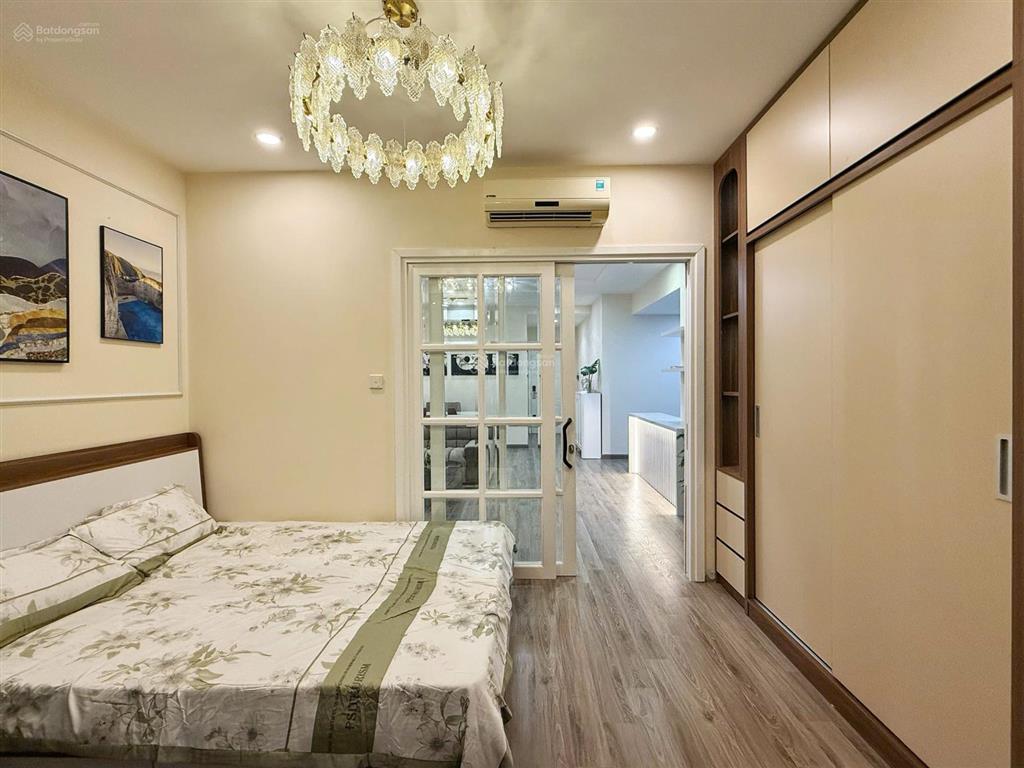 Bán cc 2pn, 2wc, 90m2 có slot ô tô tại 458, times city, minh khai, 11,8 tỷ