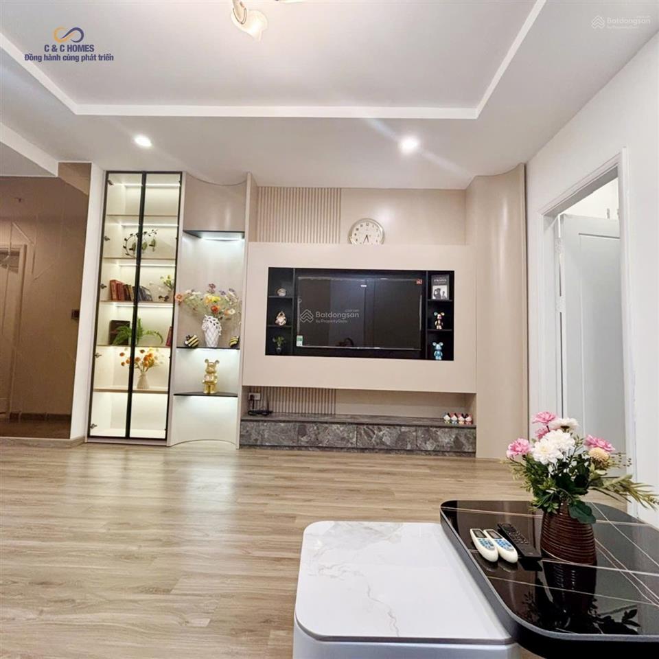 Bán 1n timescity tầng trung, nhà đẹp  giá 5,9 tỷ 0968 108 ***