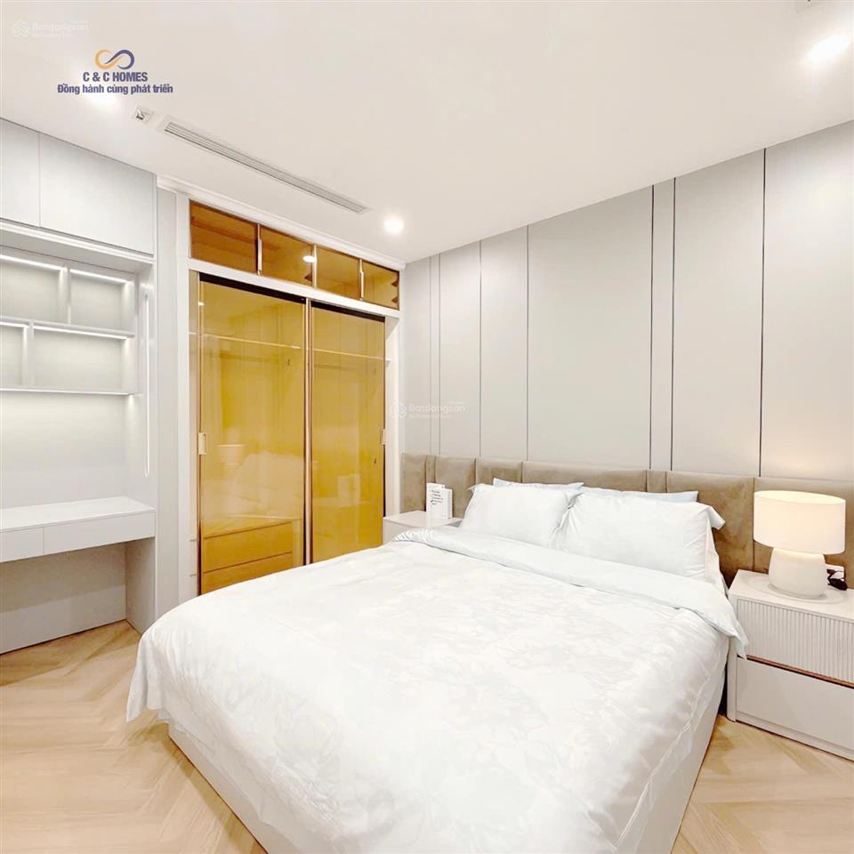 Rẻ nhất times citypark hill 1pn5,6 tỷ, 2pn 8,2 tỷ, 3pn nhỉnh 10 tỷ, 4pn 17 tỷ.  0968 108 ***