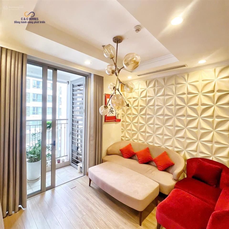 Bán căn 2n full đồ park hilltimes city giá 7,9 tỷ.  0968 108 ***