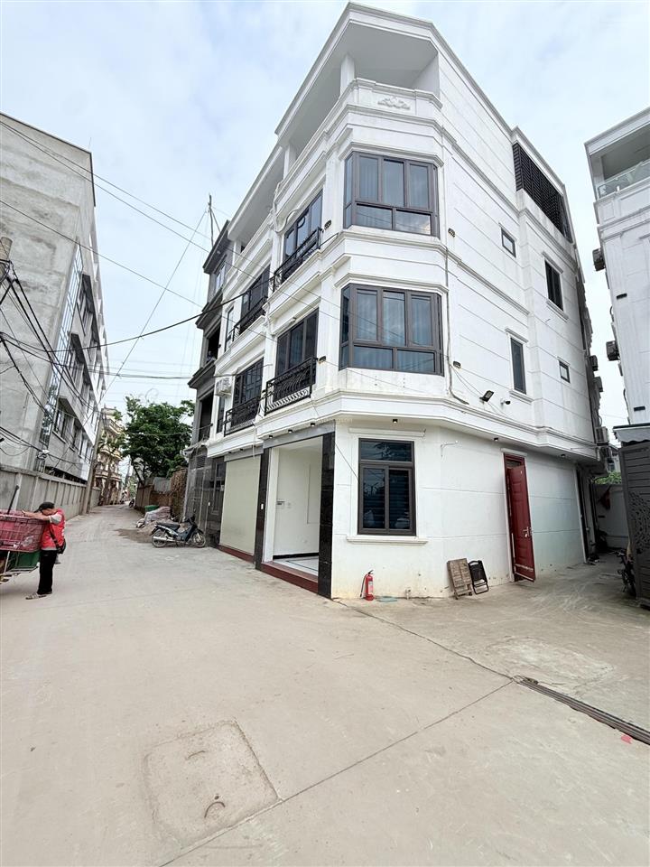 Nhà 4 tầng 1 tum tràng an chúc sơn ô tô tránh chỉ loanh quanh 5 tỷ sở hữu ngay