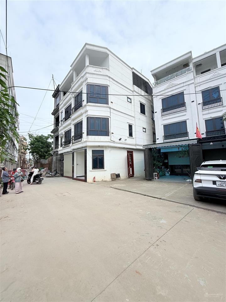 Nhà 4 tầng 1 tum tràng an chúc sơn ô tô tránh chỉ loanh quanh 5 tỷ sở hữu ngay