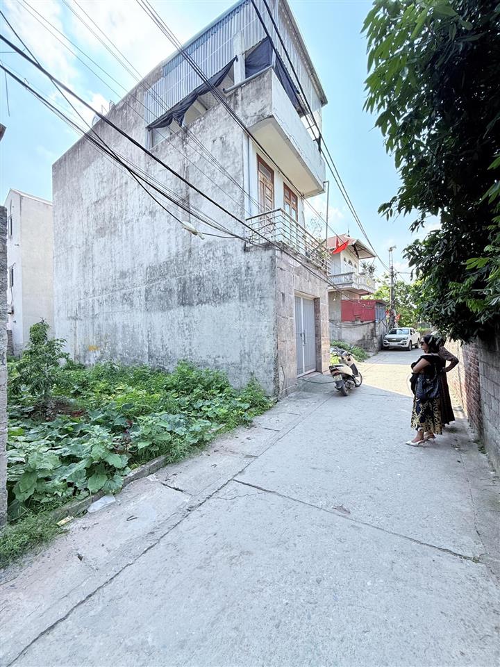 Bán đất 100m2 tại xã phụng châu, 4,55 tỷ, mặt tiền 5m, ngõ 3,7m oto chạy quanh