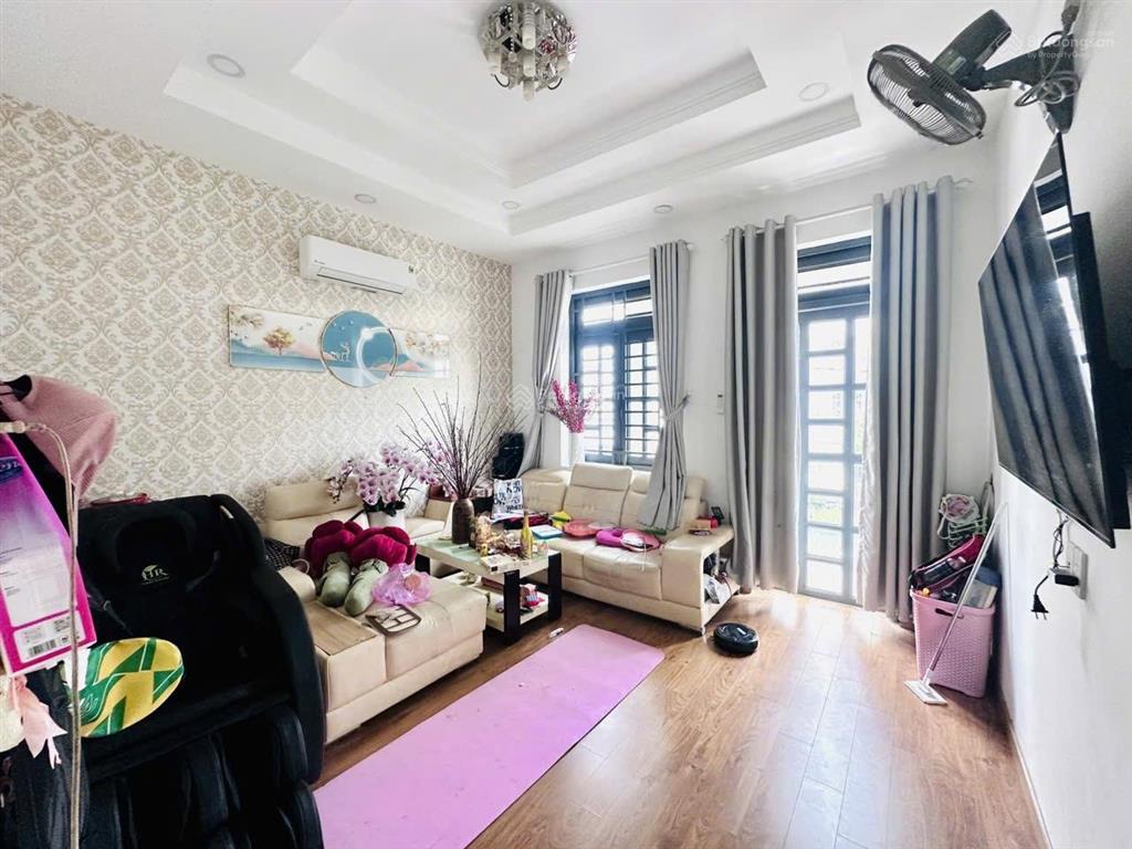 Nhà hẻm 1/ bùi quang là, 4 tầng kiên cố, hẻm 5m thông thoáng, giá 7,5 tỷ