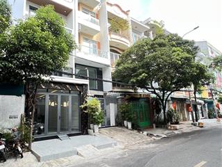 Chia tài sản  bán nhà ngay công viên kdc bình phú q6  dt 5x19m  xd 4 tầng  giá 10,2 tỷ