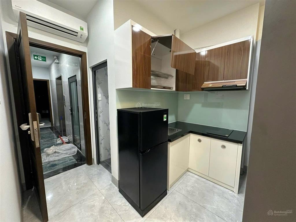 Bán gấp tòa nhà chdv ngay mặt tiền lâm văn bền q7 hđt 120tr/th dt 6.3x20  hầm 7 tầng  giá 24 tỷ.