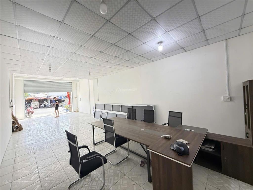 Siêu mặt tiền đỗ xuân hợp, ngang lớn nở hậu tài lộc, vị trí kinh doanh đỉnh