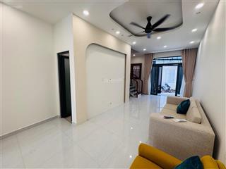 Sát mặt tiền đường nhánh dương đình hội, nhà 3 tầng, 83m2 ngang 5m hiếm