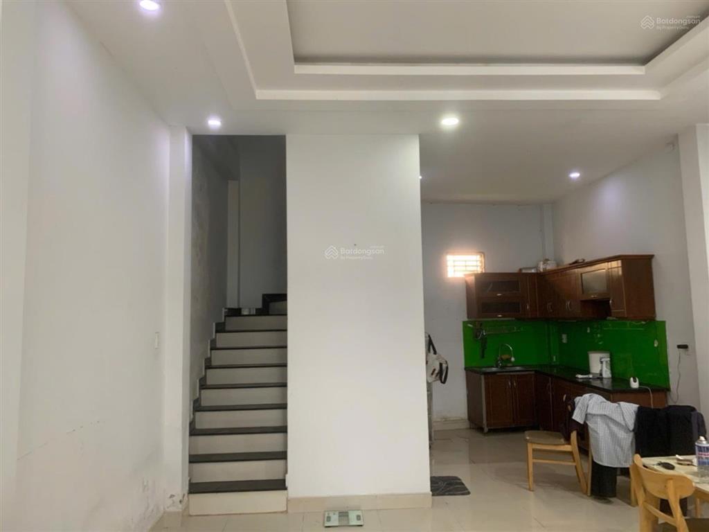 Hàng hot, kế bên ngã tư thủ đức, 56m2, 3 tầng hẻm xe hơi 5m tráng nhựa