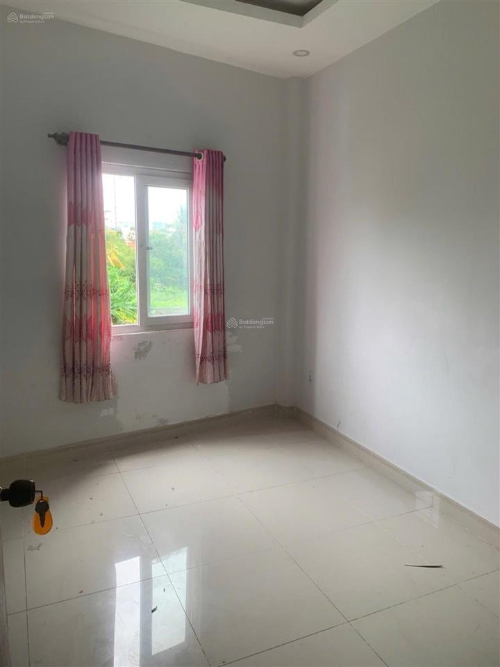 Hàng hot, kế bên ngã tư thủ đức, 56m2, 3 tầng hẻm xe hơi 5m tráng nhựa