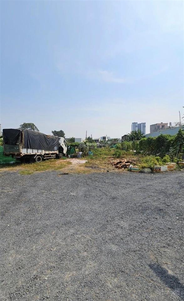 Vị trí kinh doanh sầm uất, kế bcons thống nhất và làng đại học. giá 288 tỷ