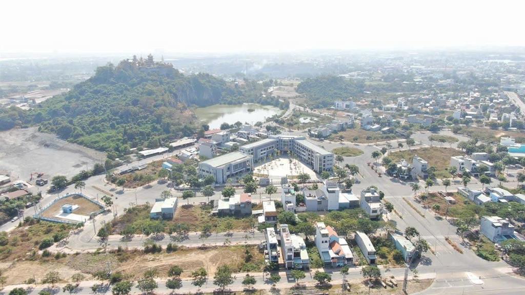 Cần bán lô đất đối diện trường tiểu học bình an 2  kdc châu thới