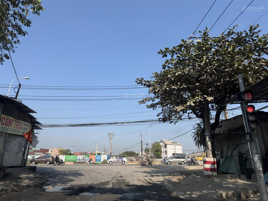 Bán đất tại cty bê tông 620, giá 790 tỷ, 6200m2, pháp lý đầy đủ 1000m2 thổ cư