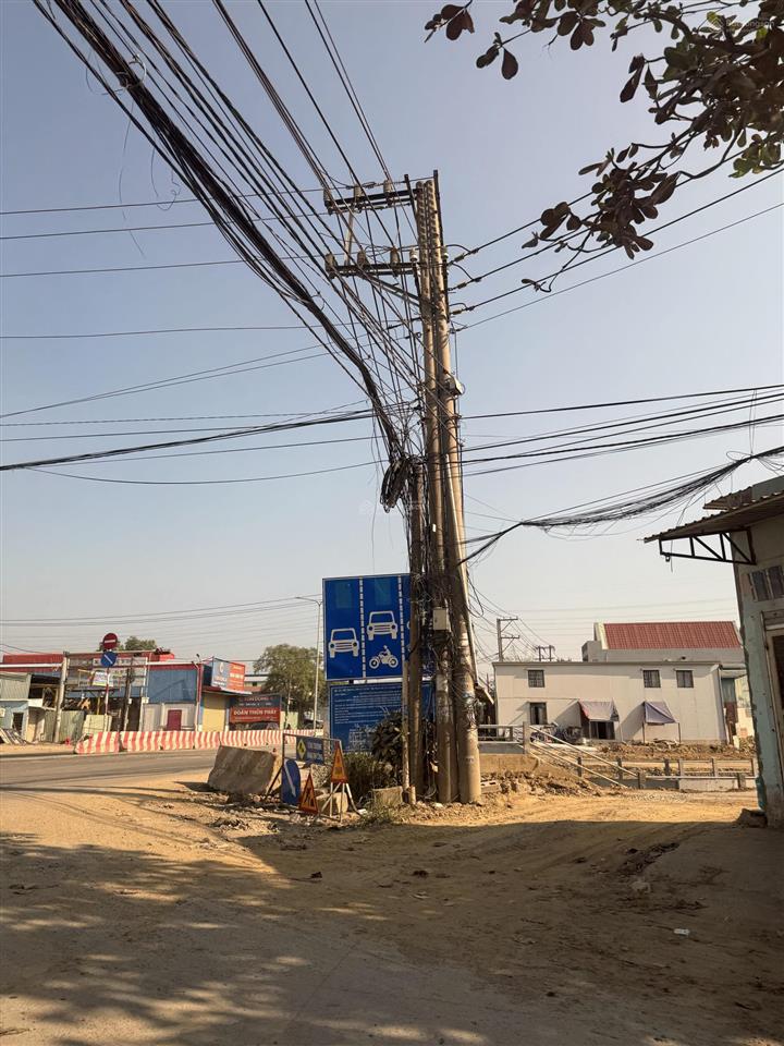 Bán đất tại cty bê tông 620, giá 790 tỷ, 6200m2, pháp lý đầy đủ 1000m2 thổ cư