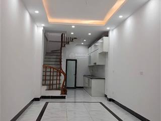 Tả thanh oai nhà dân xây 2 tầng bê tông cốt thép 40m2, giá chỉ 1,8 tỷ