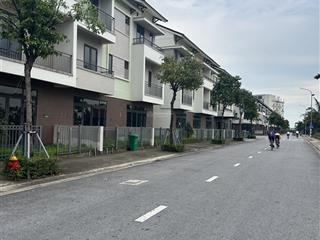 Chính chủ bán nhanh shophouse 90m2 mt 6m  mặt sông tào khê kết nối sang chợ vải ninh hiệp.