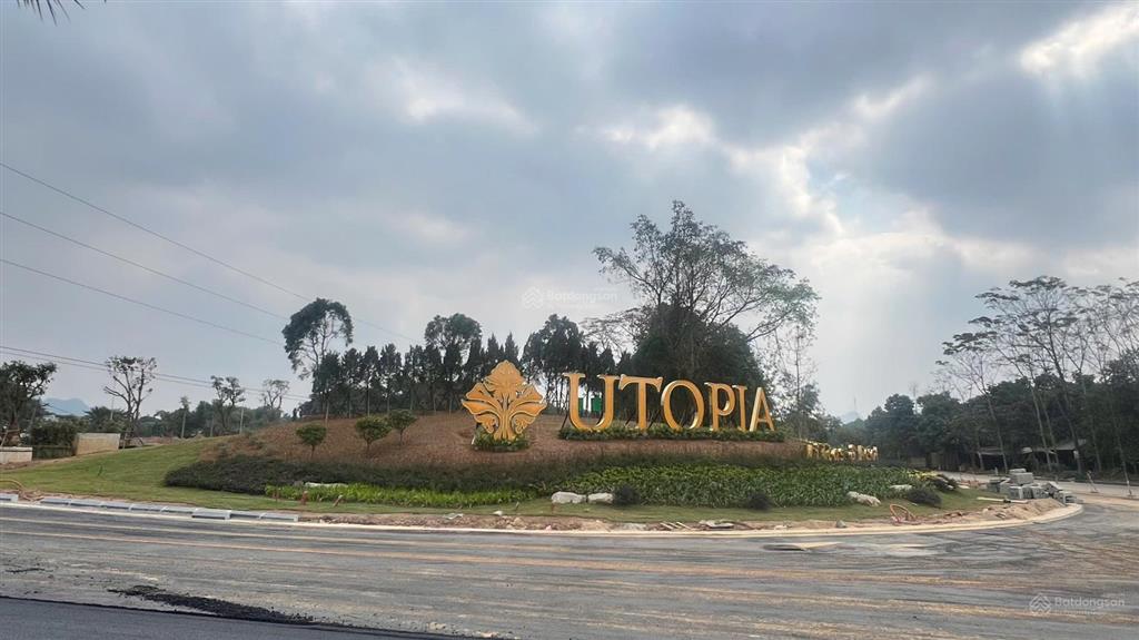 Cần tiền nên em bán lại lô đất full thổ cư diện tích 80m, mặt tiền rộng, đẹp, giá rẻ, ký trong ngày