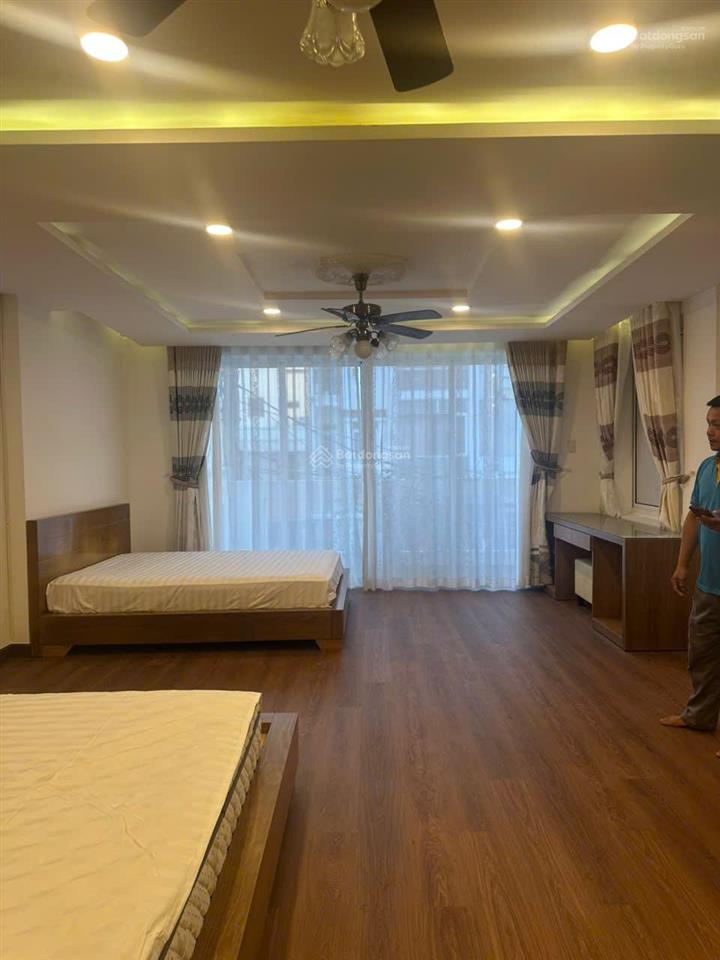 Bán nhà khu phố tây có dòng tiền thu nhập tốt. nhà gần biển quảng trường tháp trầm hương nha trang