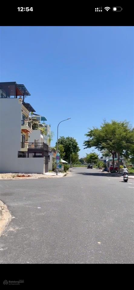 Lô đất kề góc, ngã 4 khu đô thị mỹ gia thái hưng