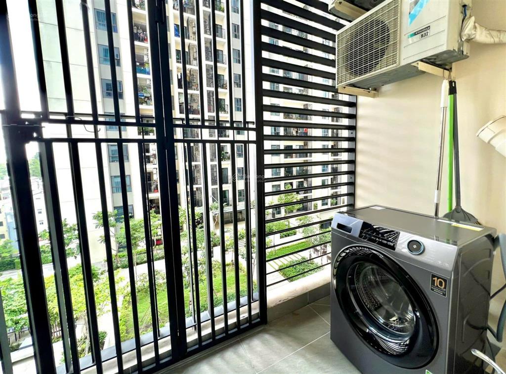 Chính chủ cho thuê 1pn 60m2 16tr rẻ nhất hà đô q10 nội thất đầy đủ view thoáng ko bị chắn, suất oto