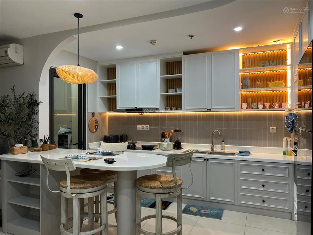 Kẹt tiền ngân hàng bán gấp căn 2pn 86m2 rẻ nhất hà đô căn góc tầng 22 giá nhỉnh 10tỷ view sunset tp