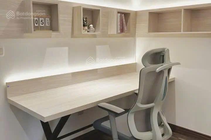 Cần bán căn 2pn hà đô q10 tầng đẹp view thoáng, suất oto có sổ hồng