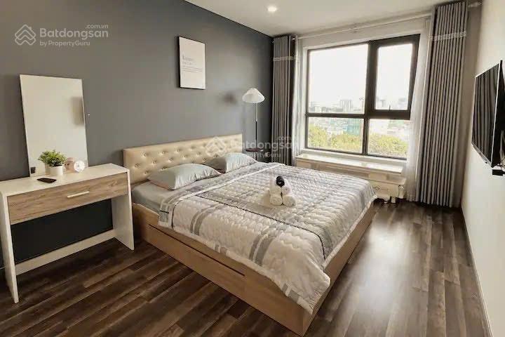 Cần bán căn 2pn hà đô q10 tầng đẹp view thoáng, suất oto có sổ hồng