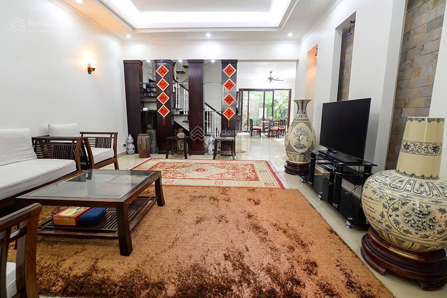 Cho thuê biệt thự 280m2 số 8 c4ciputra, phường phú thượng, hà nội