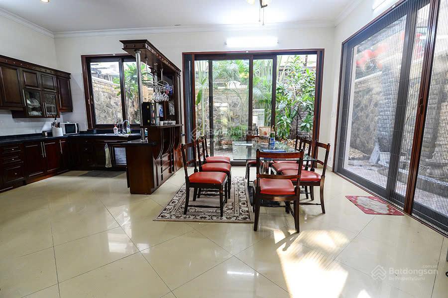 Cho thuê biệt thự 280m2 số 8 c4ciputra, phường phú thượng, hà nội