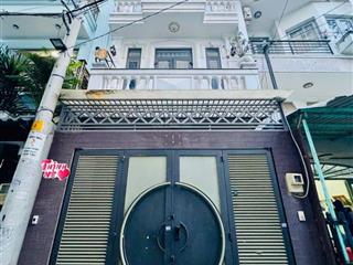 Nhà 4 tầng hxh thống nhất p11 gv ở ngay trước tết