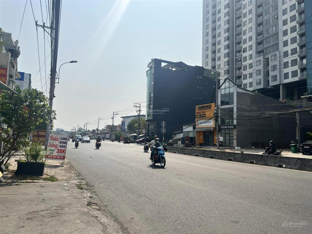 Cho thuê tòa nhà mặt tiền lương định của  1 trệt 3 lầu, hot nhất khu vực