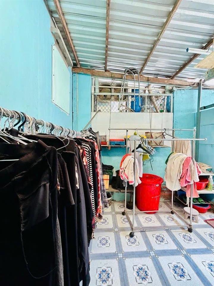 Giá tốt chỉ 4,3 tỉ 52m2  hẻm 793 khu vip kiều đàm  kdc hiện hữu  02 tầng