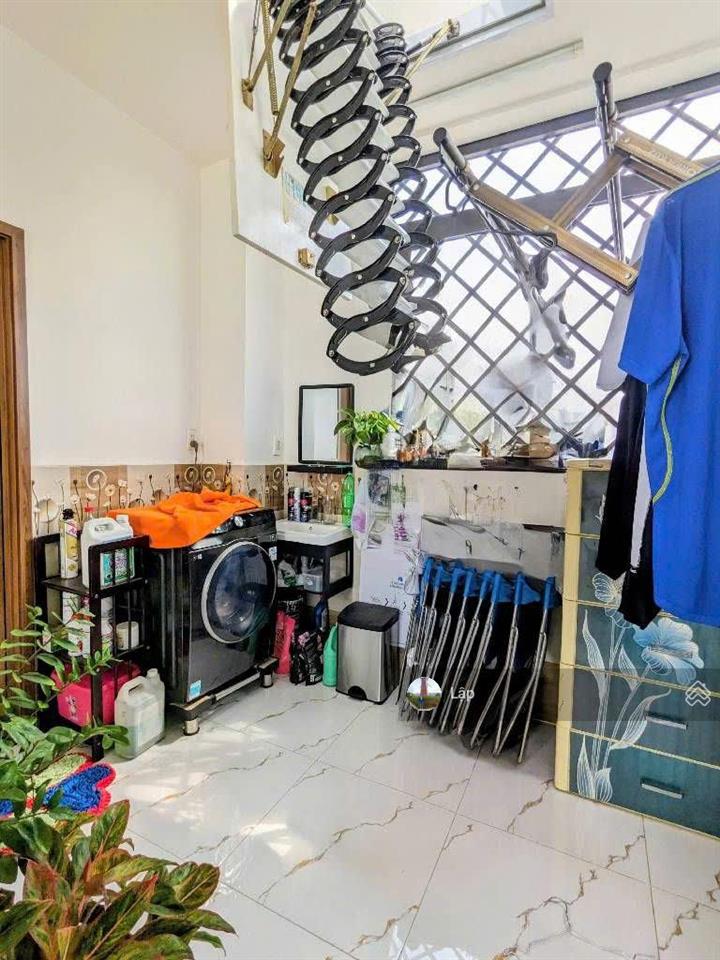 Bán nhà 2 mặt tiền ko lộ giới 5x9m  xây dựng kiên cố  chính chủ đang ở