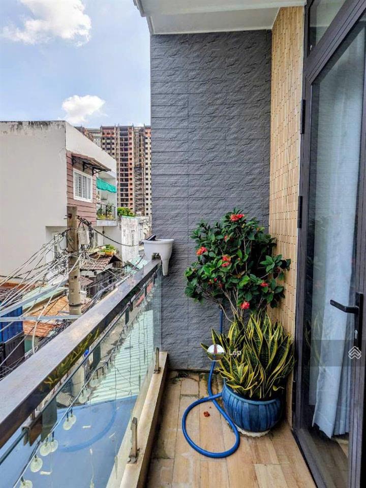 Bán nhà 2 mặt tiền ko lộ giới 5x9m  xây dựng kiên cố  chính chủ đang ở