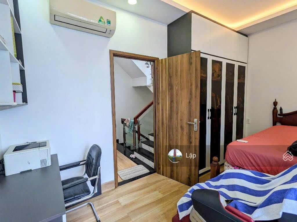 Bán nhà 2 mặt tiền ko lộ giới 5x9m  xây dựng kiên cố  chính chủ đang ở