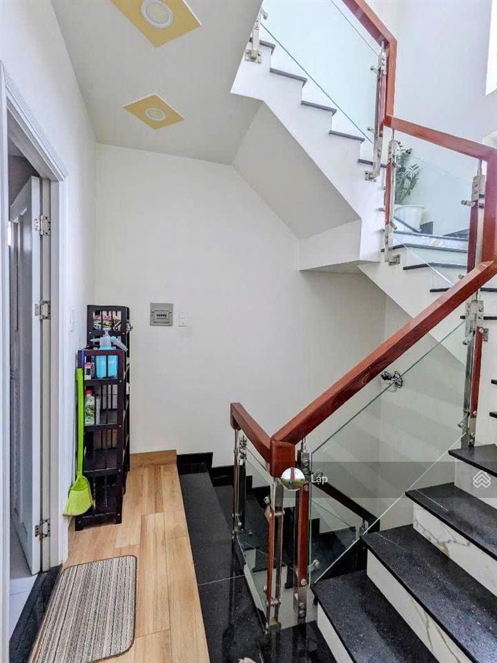 Bán nhà 2 mặt tiền ko lộ giới 5x9m  xây dựng kiên cố  chính chủ đang ở