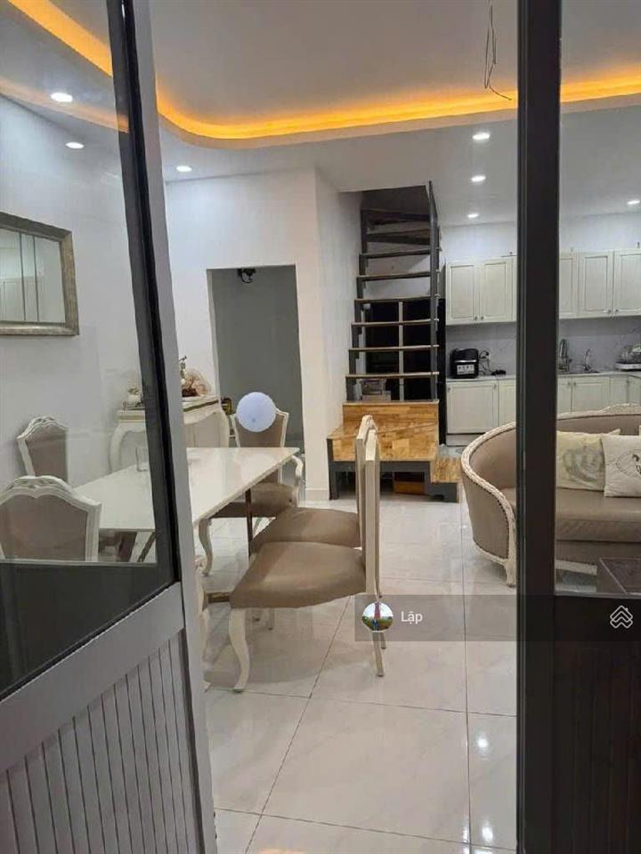 Nhà mới cấp 4 có sân rộng ngay cầu long kiểng  dt 5,2x22m