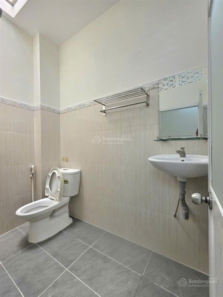 Bán nhà 02 tầng hẻm 1422 cách mặt tiền chỉ ~ 50m  dt 60m2