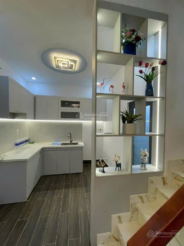 Nhà mới gần cầu ông bốn chỉ 2.2 tỷ cách mặt tiền lê văn lương 50m, 03 tầng, 04pn