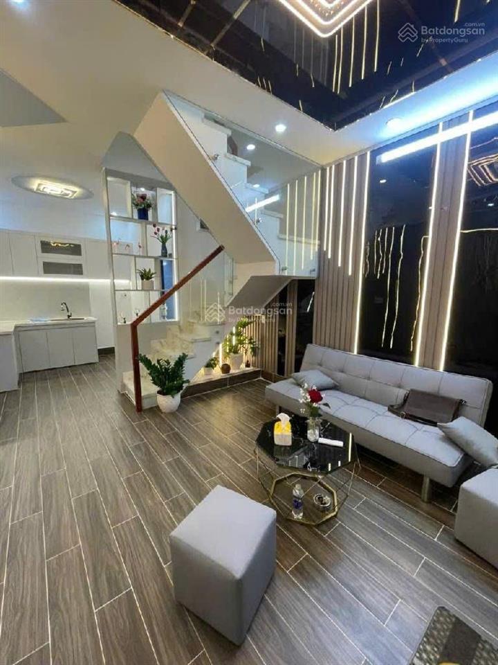 Nhà mới gần cầu ông bốn chỉ 2.2 tỷ cách mặt tiền lê văn lương 50m, 03 tầng, 04pn