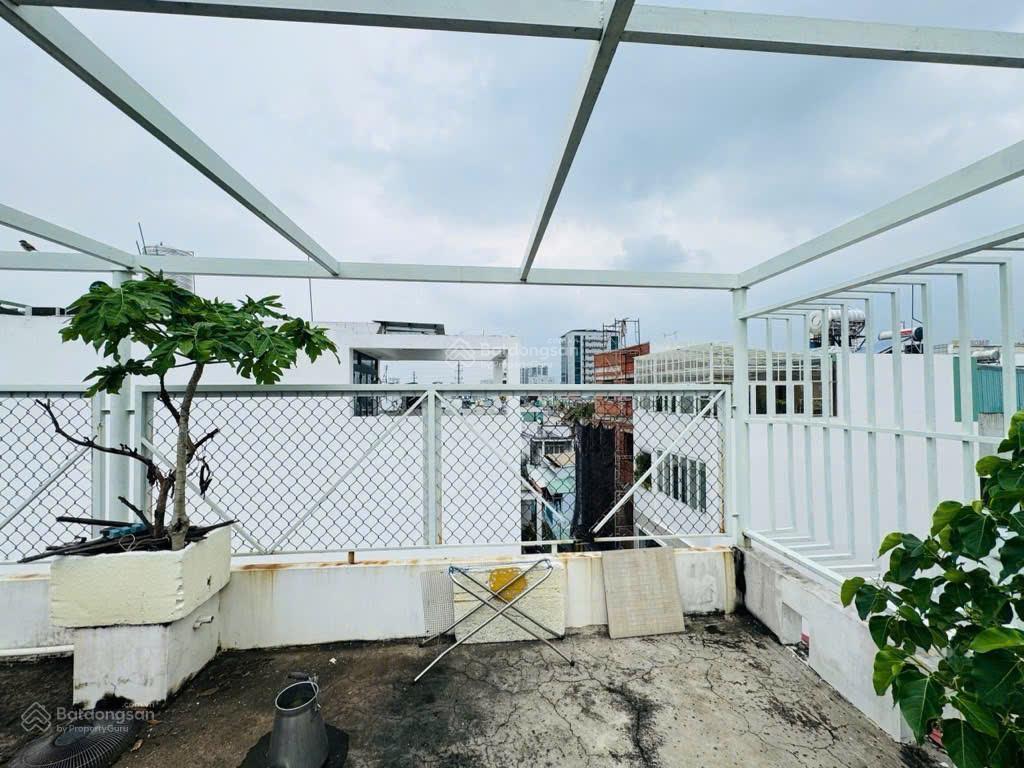 Bán nhà ở vừa có dòng tiền 25tr/th  gần cầu tân thuận  04 tầng 4x19m