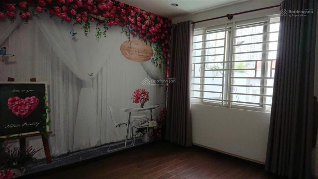Bán nhà chính chủ gần hoàng quốc việt, hẻm xe hơi 03 tầng 05 pn, nở hậu, dt 5x15m