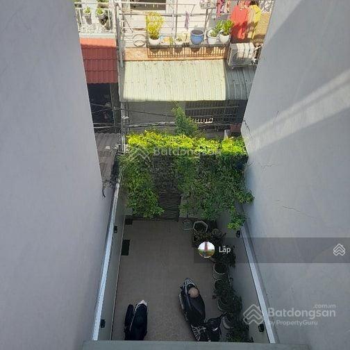 Kdc hiện hữu  ngay cầu ông bốn xe hơi quay đầu  03 tầng 7x12m