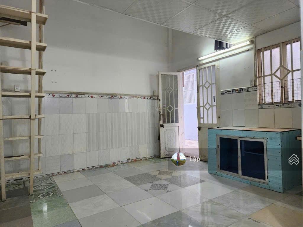 Nhà btct kiên cố sau chung cư himlam  02 tầng 4,2x10m