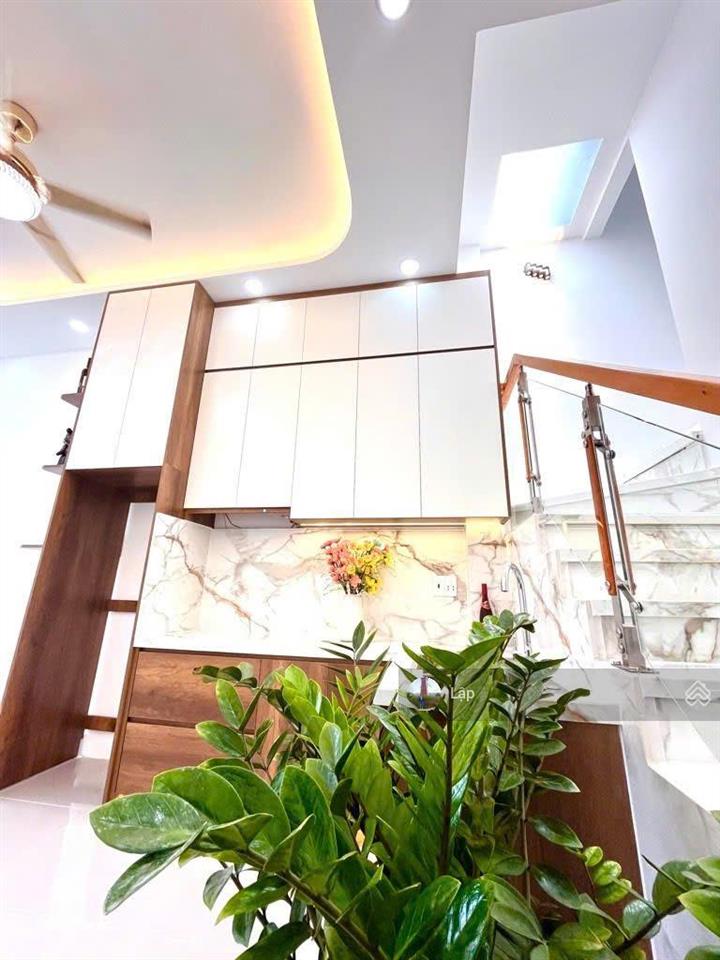 Nhà vuông vức  không quy hoạch  không lộ giới  02 tầng 3,6x12m