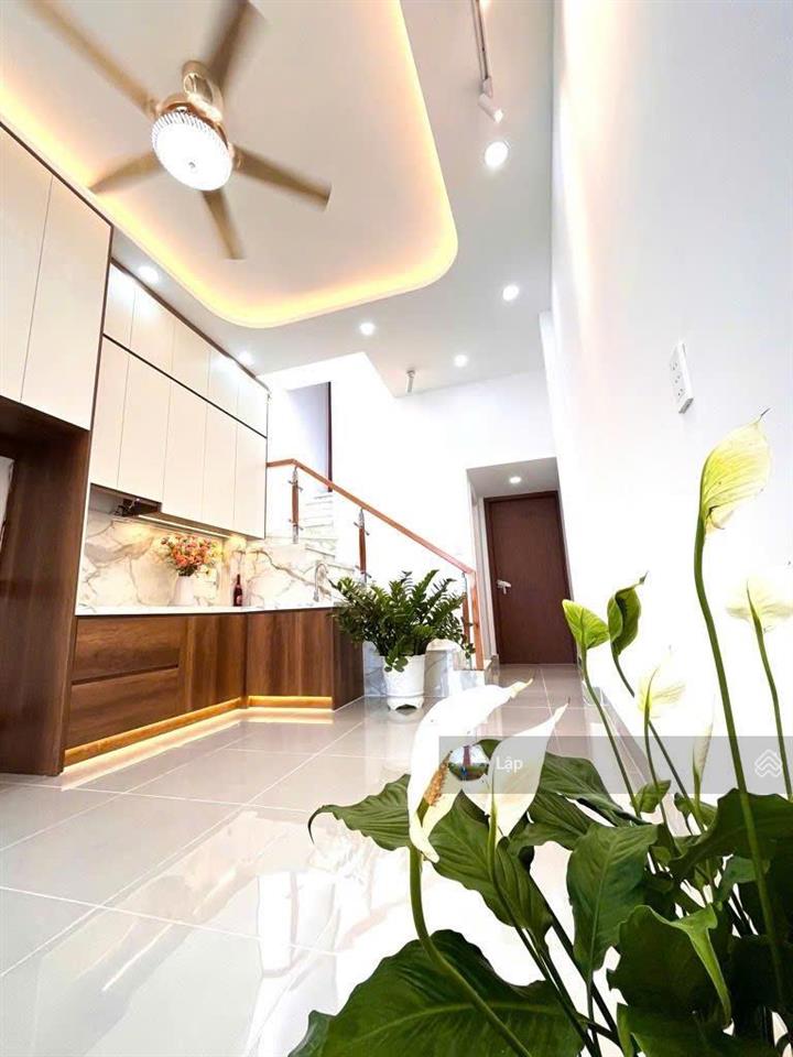 Nhà vuông vức  không quy hoạch  không lộ giới  02 tầng 3,6x12m