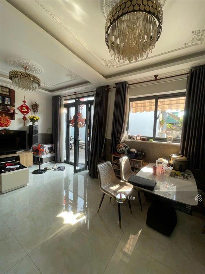 Nhà hoàn công đủ cách mặt tiền chỉ 50m  02 tầng 6x9m