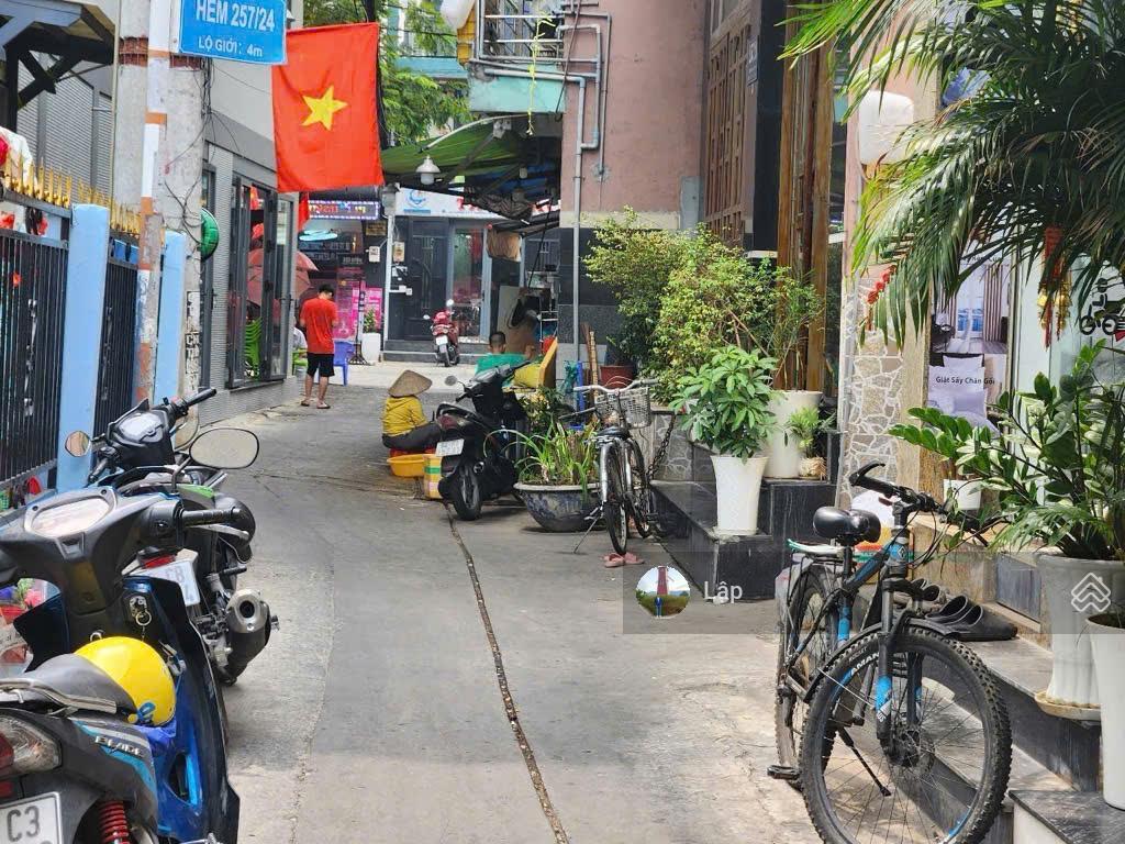 Nhà có dòng tiền ngay nguyễn thị thập  04 tầng 3,1x18m